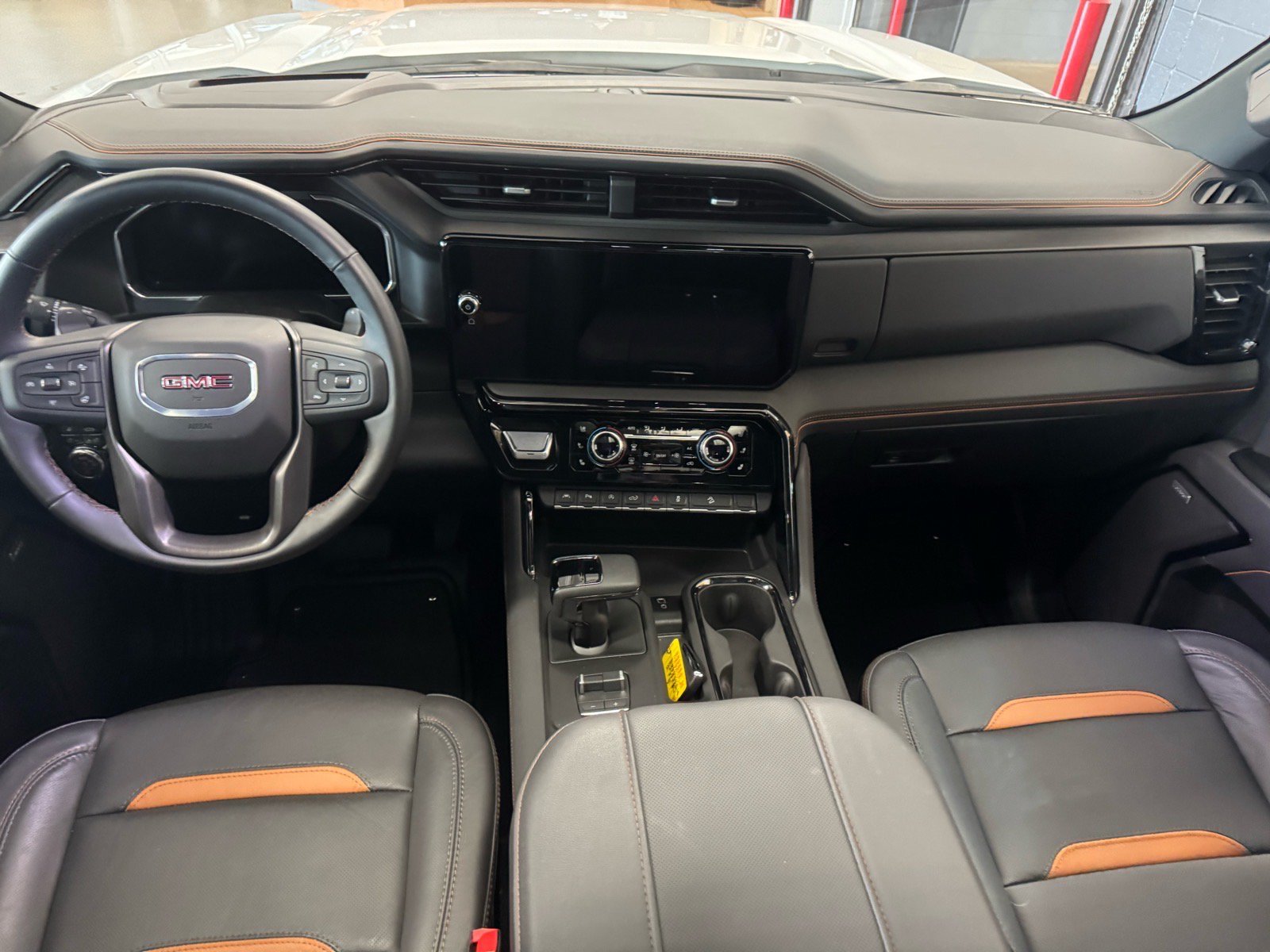 Used 2026 GMC Sierra 1500 AT4 w/ AT4 Premium Package AWD/4WD image 15