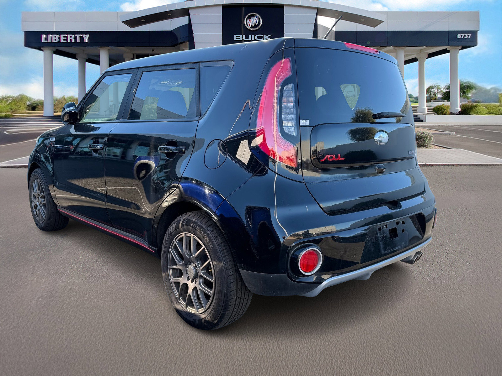 Used 2019 Kia Soul ! w/ Technology Package image 3