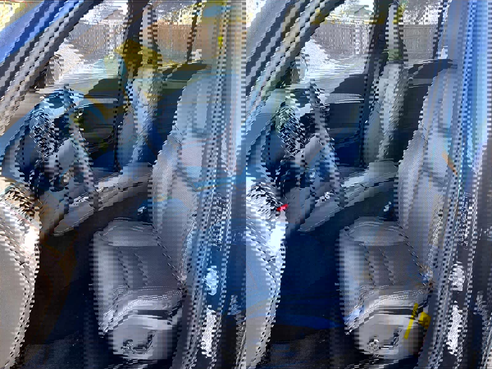 Used 2024 Volvo XC90 T8 Ultimate w/ Protection Package Premier image 28