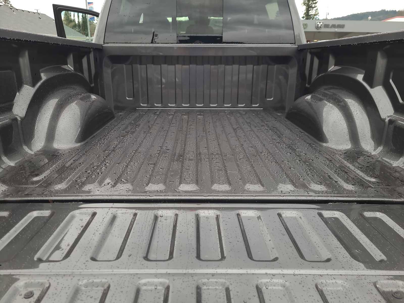 New 2026 RAM 1500 Express image 27