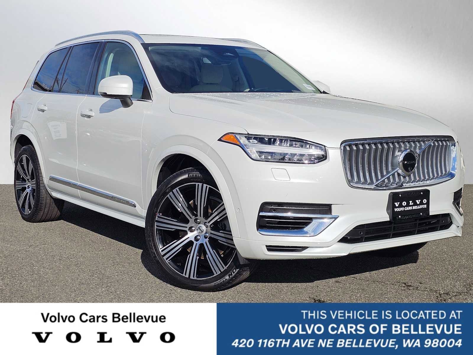 Used 2023 Volvo XC90 T8 Ultimate w/ Lounge Package image 1