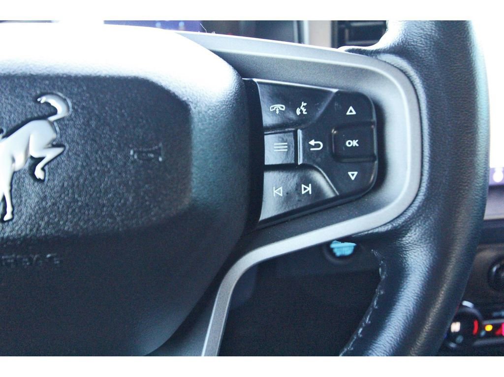 Used 2023 Ford Bronco Outer Banks image 14