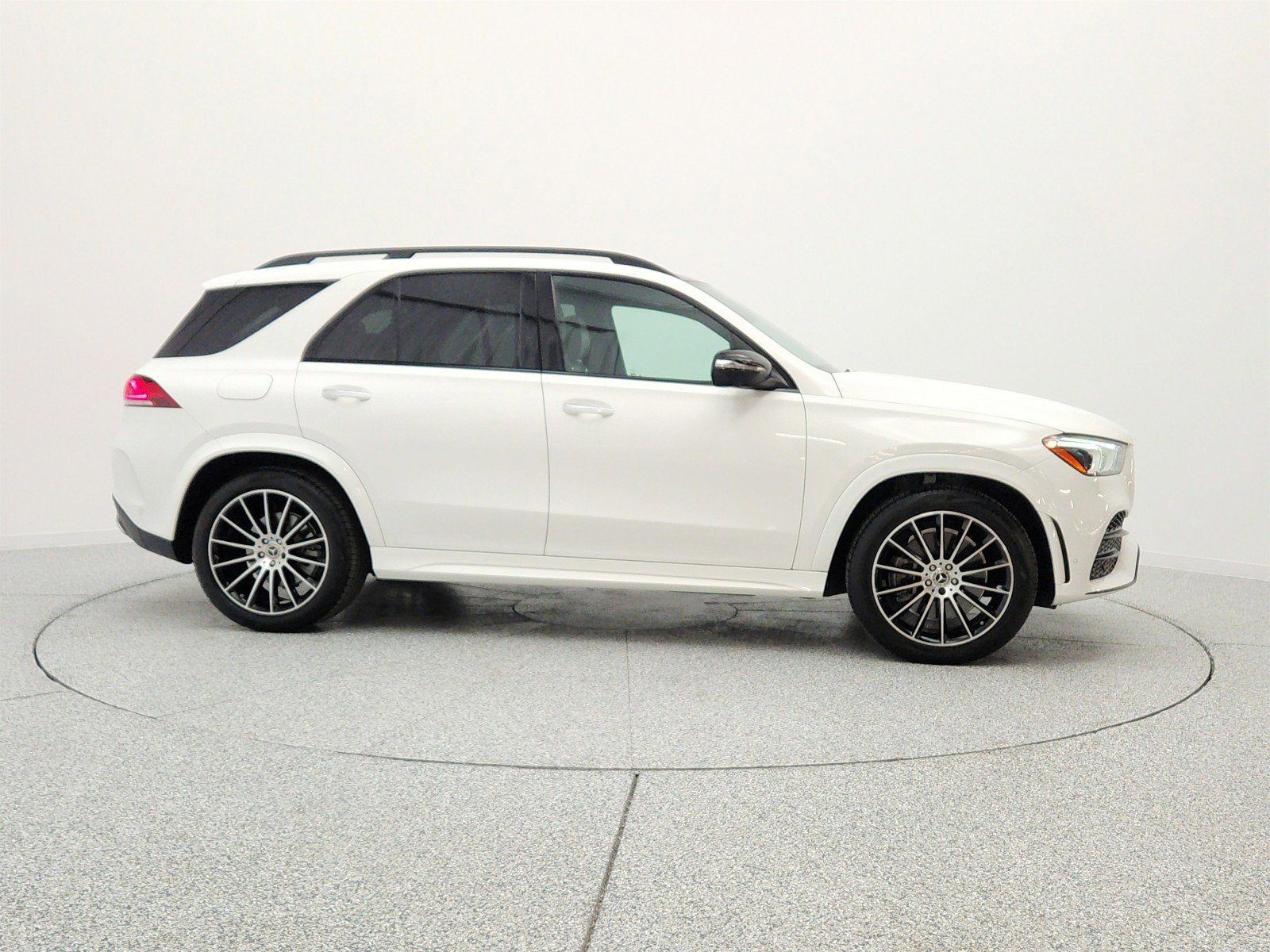 Certified 2023 Mercedes-Benz GLE 450 4MATIC image 4