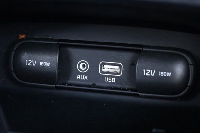 Used 2019 Kia Sorento LX w/ LX Convenience Package image 28