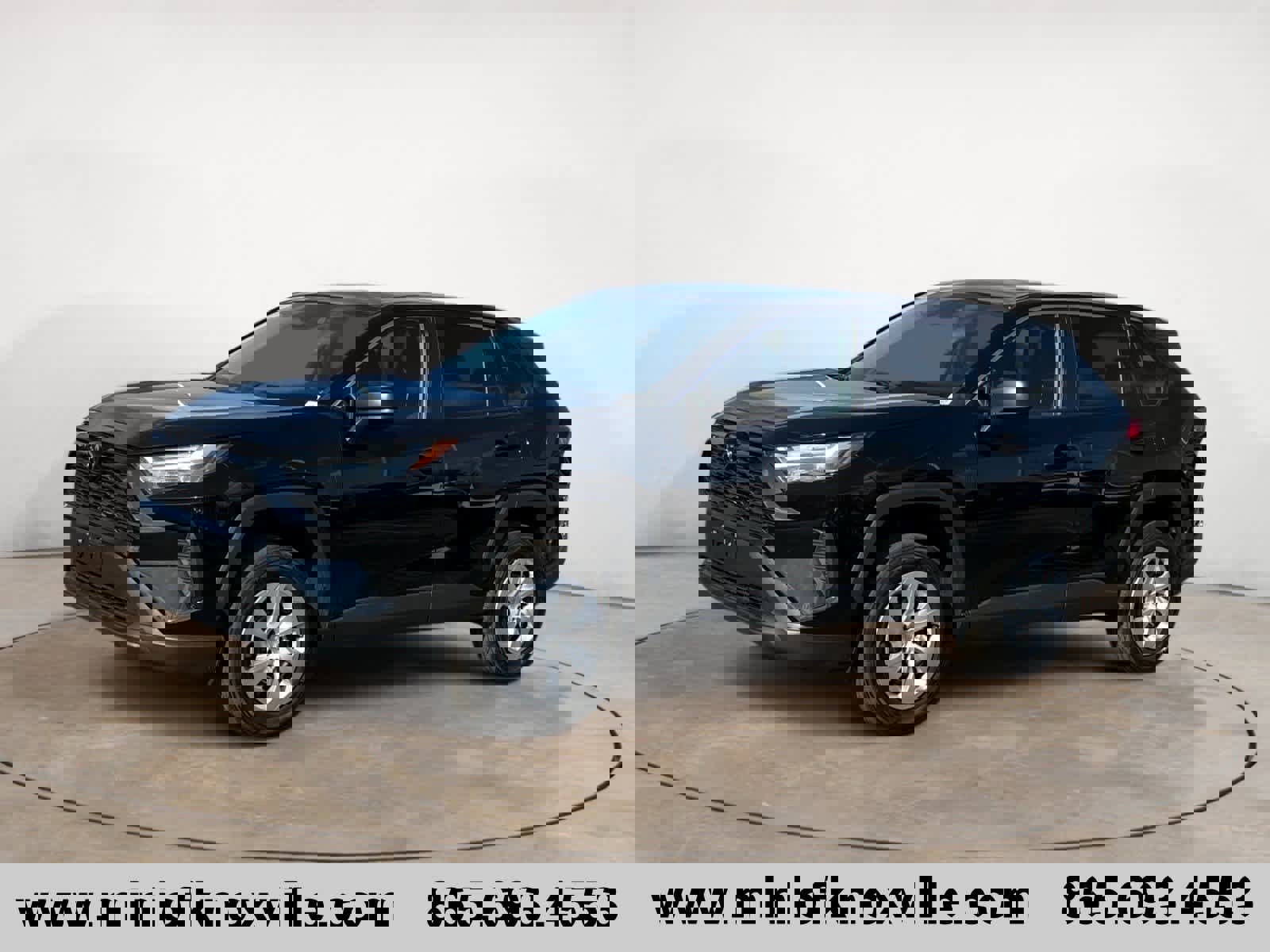 Used 2024 Toyota RAV4 LE image 7