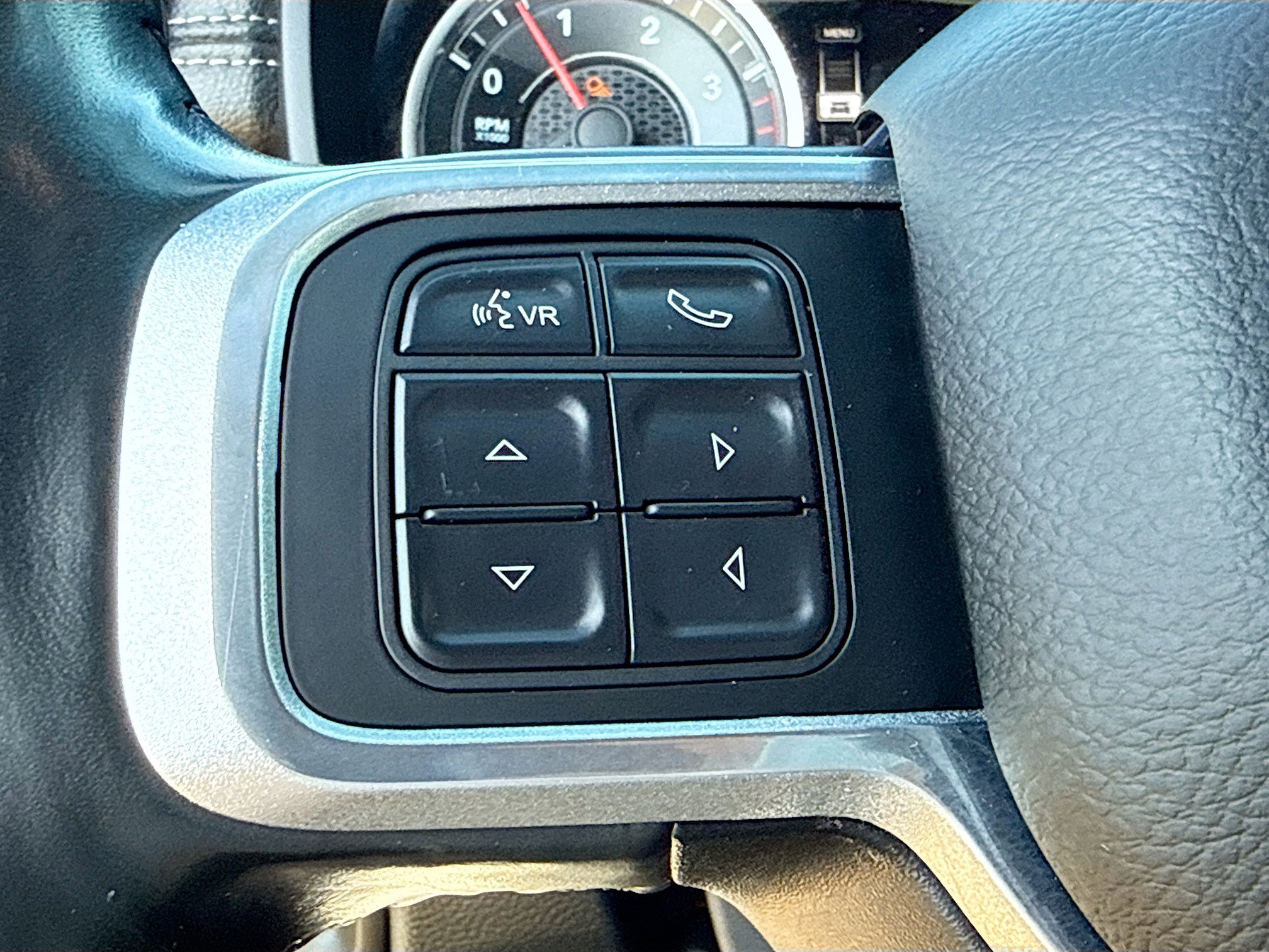 Used 2020 RAM 2500 Laramie image 36