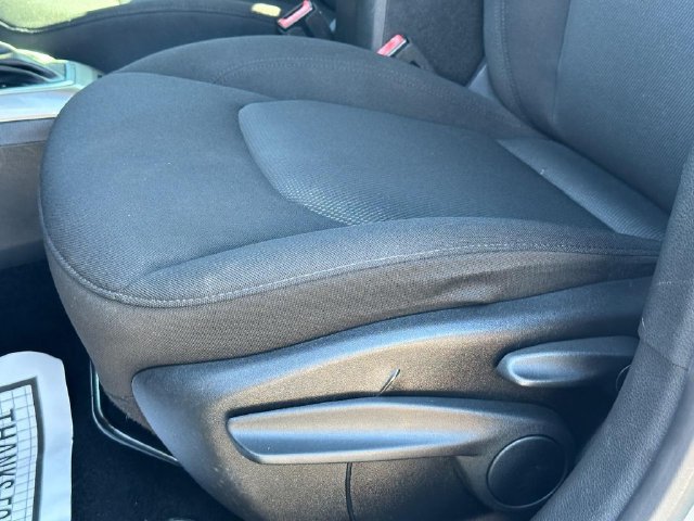 Used 2022 Jeep Renegade Sport w/ Sport Appearance Group AWD/4WD image 31