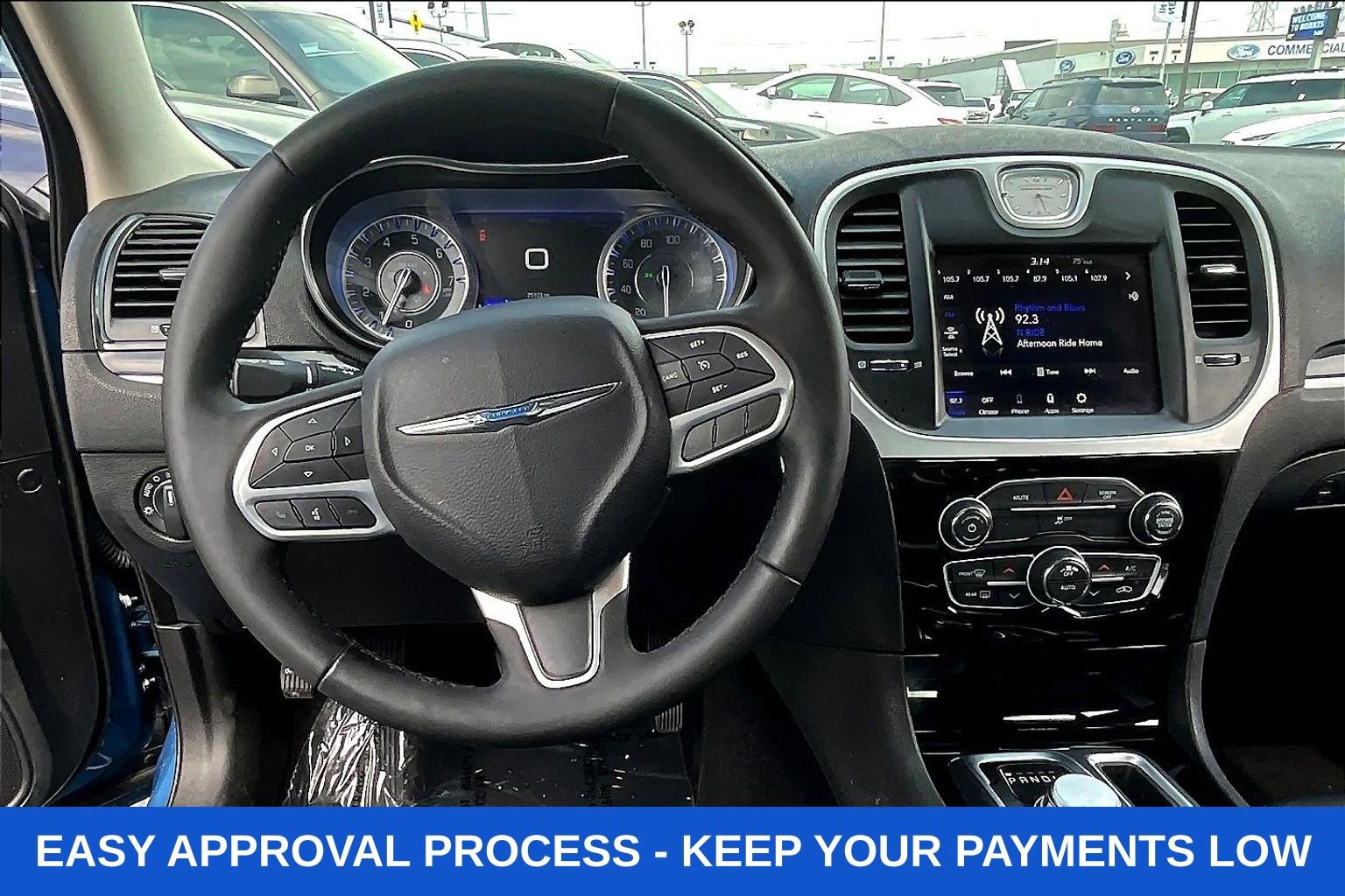 Used 2023 Chrysler 300 Touring w/ Sport Appearance Package RWD image 11
