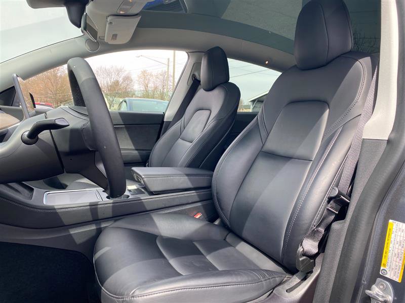 Used 2023 Tesla Model Y Long Range image 10