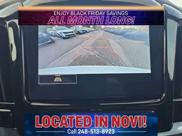 Used 2023 Chevrolet Traverse LT image 18