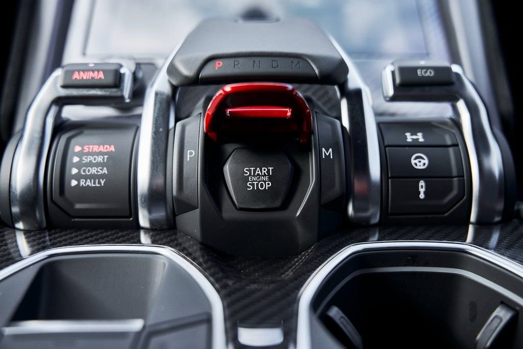 Used 2024 Lamborghini Urus Performante image 78