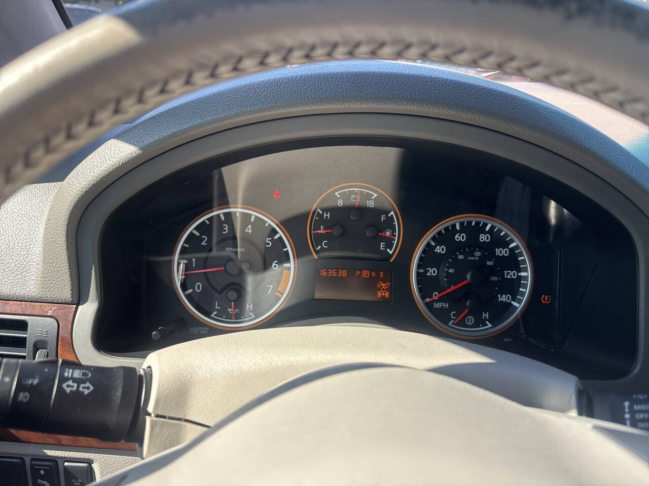 Used 2010 Nissan Armada SE AWD/4WD image 21