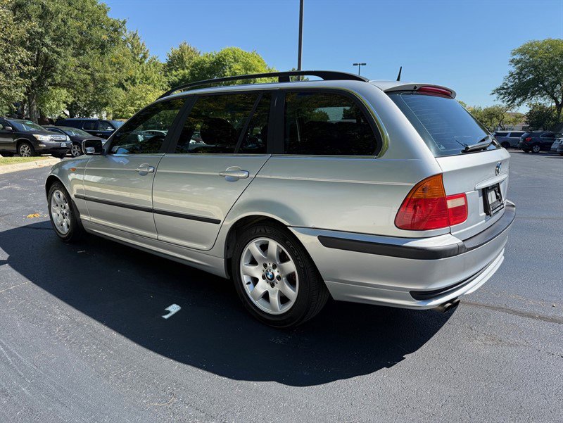 Used 2003 BMW 325i Wagon image 8