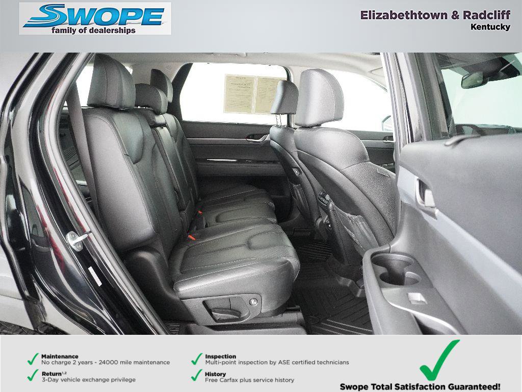 Used 2022 Hyundai Palisade SEL w/ 8P Bench Seat Package AWD/4WD image 13