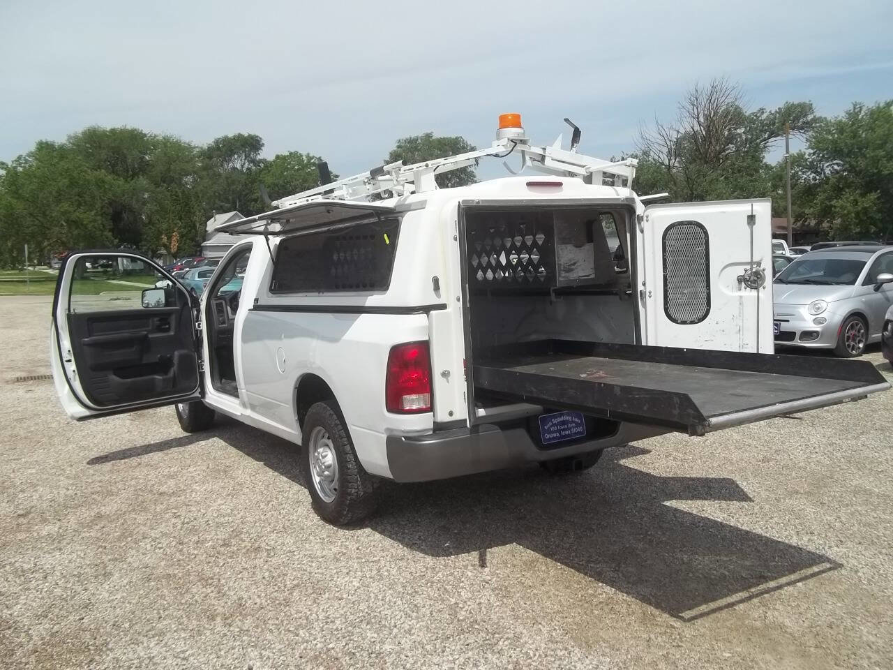 Used 2011 RAM 2500 ST w/ ST Popular Equipment Group image 3