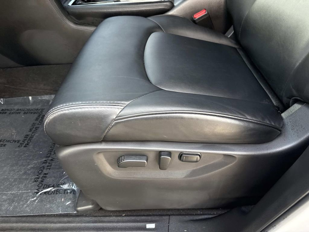 Certified 2021 Nissan Armada SV RWD image 20