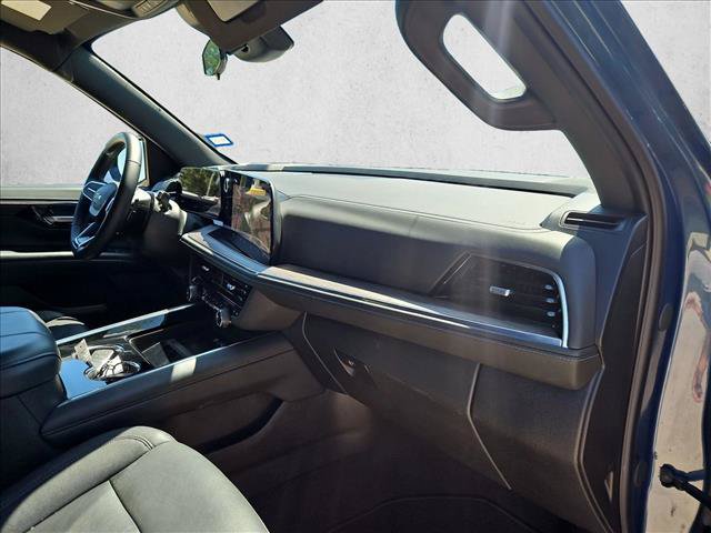 Used 2025 Chevrolet Tahoe LT RWD image 21