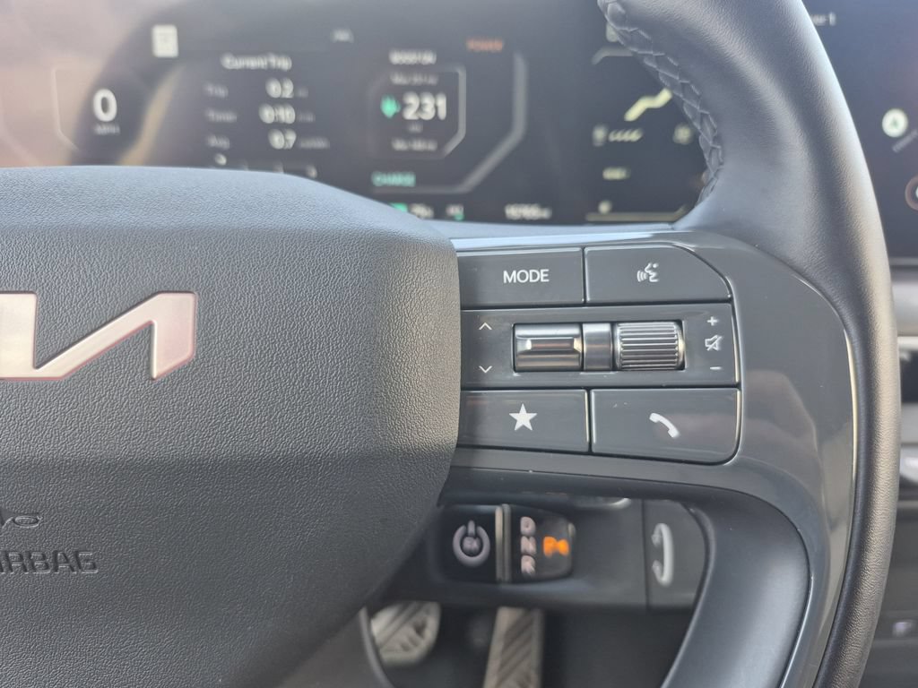 Certified 2024 Kia EV9 GT-Line AWD/4WD image 21