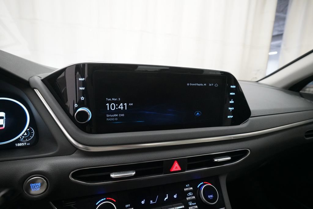 Used 2023 Hyundai Sonata SEL w/ Convenience Package image 6