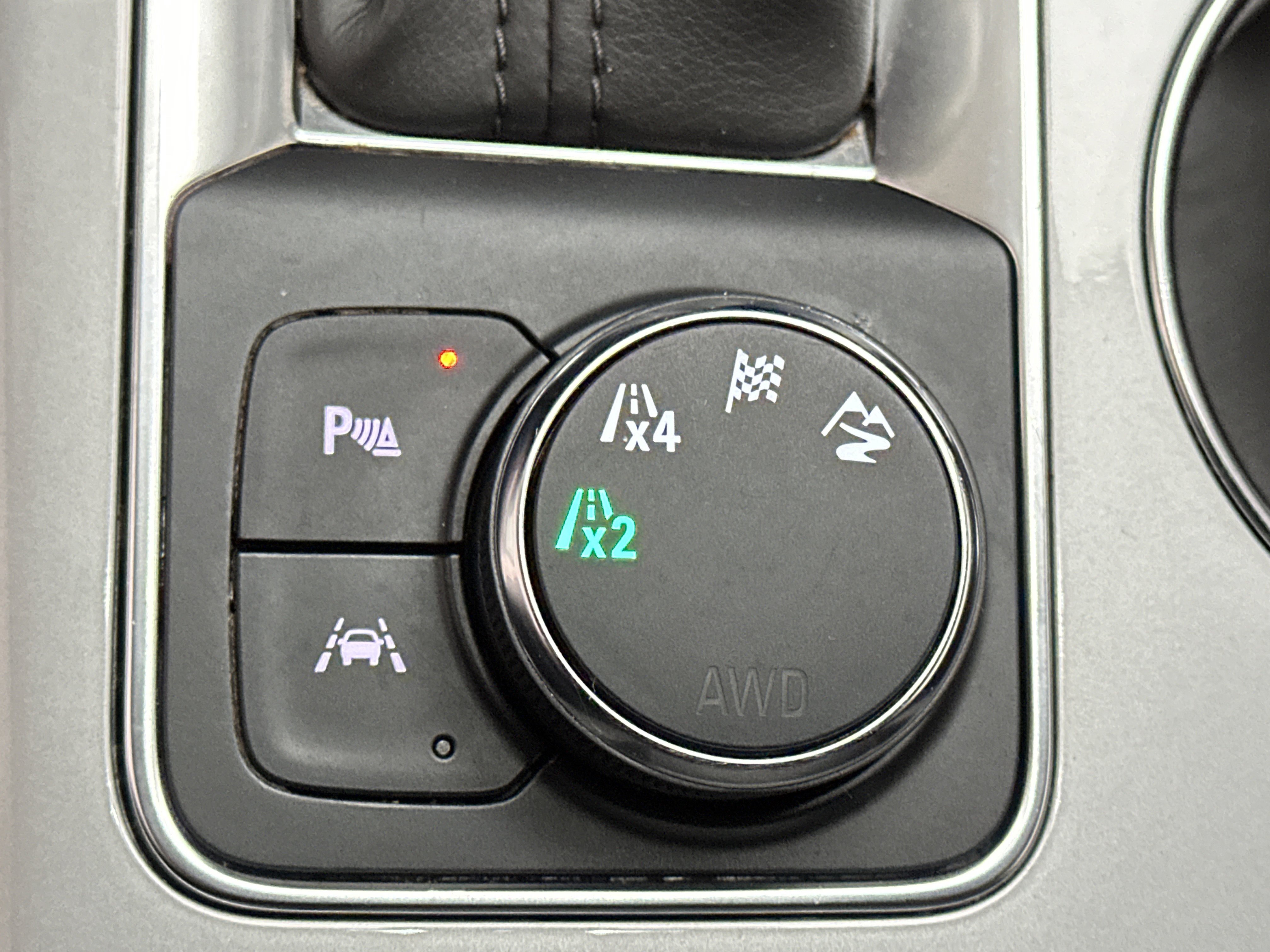 Used 2024 Chevrolet Blazer LT image 37