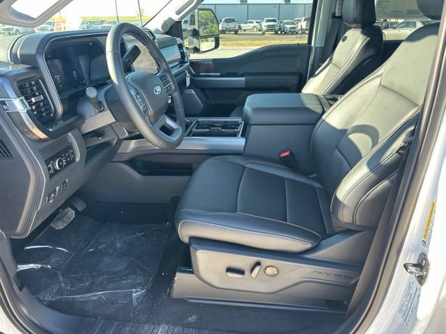 New 2026 Ford F250 Lariat w/ Black Appearance Package AWD/4WD image 2