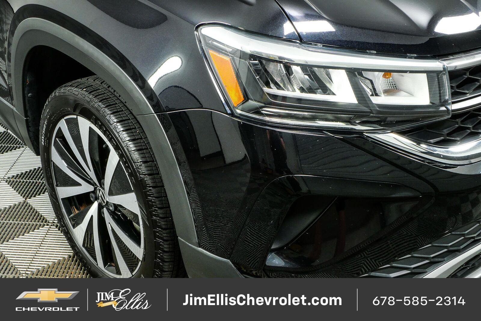 Used 2023 Volkswagen Taos SE FWD image 34