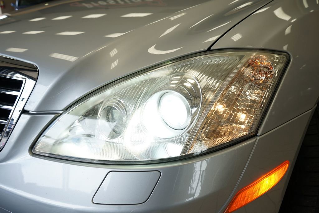 Used 2008 Mercedes-Benz S 550 4MATIC w/ AMG Sport Pkg image 22