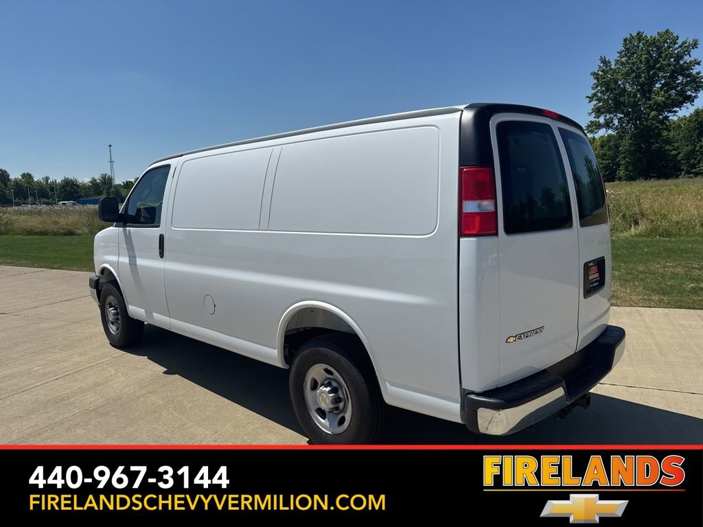 New 2025 Chevrolet Express 2500 Work Van w/ Driver Convenience Package image 7