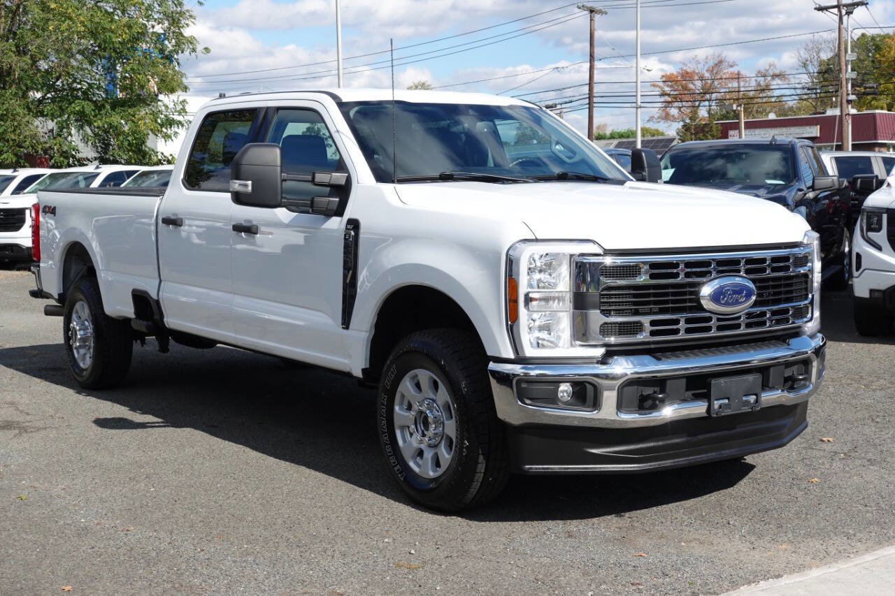 Used 2023 Ford F250 XLT image 4