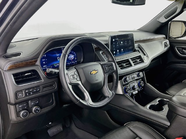 Used 2022 Chevrolet Tahoe Premier AWD/4WD image 38