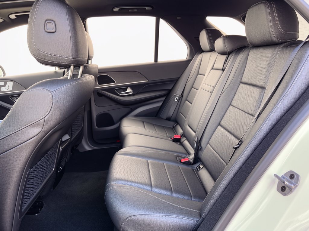 Certified 2025 Mercedes-Benz GLE 450e 4MATIC image 25