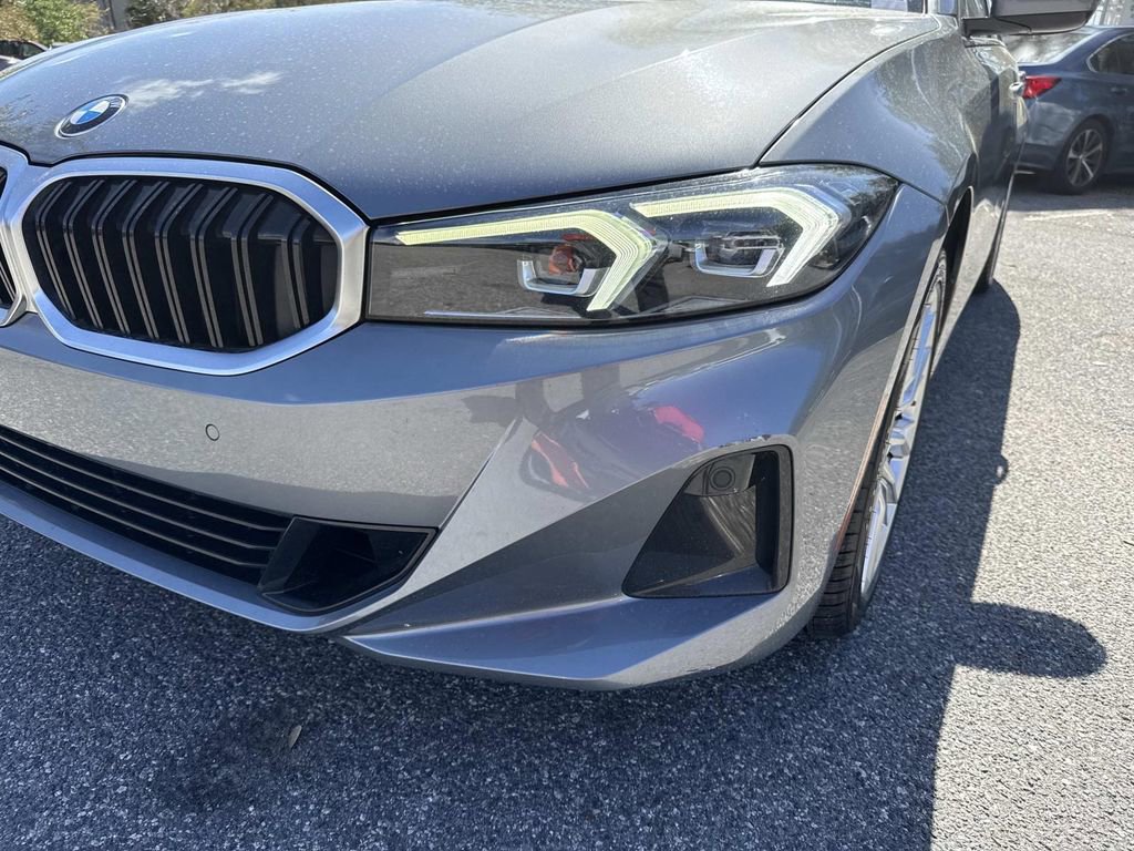 Used 2023 BMW 330i Sedan image 10