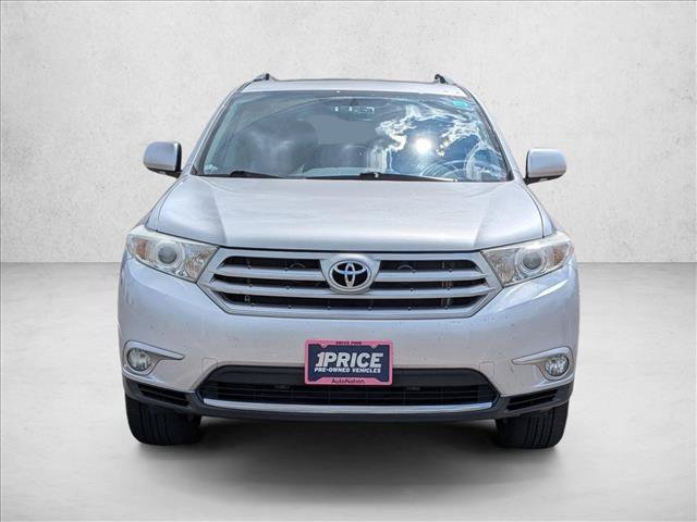 Used 2012 Toyota Highlander Limited w/ Tow Pkg AWD/4WD video 2
