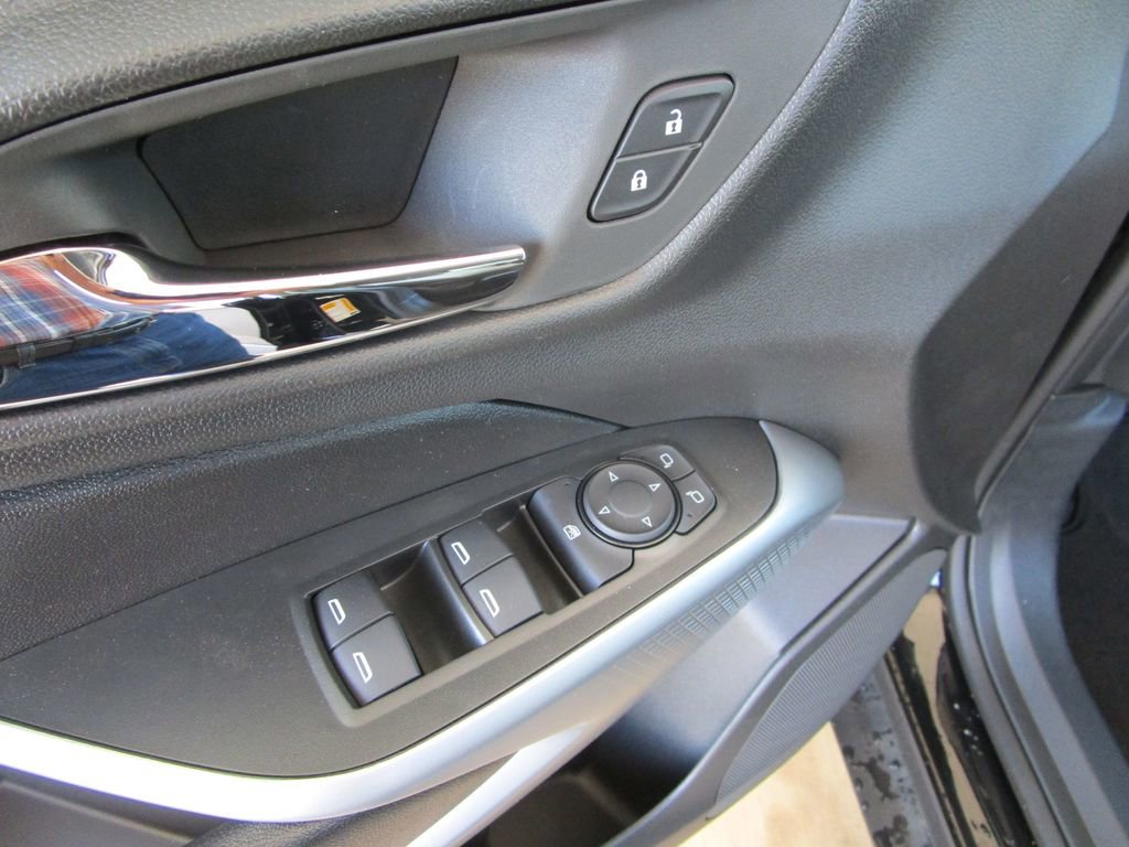 New 2026 Chevrolet Trax LS FWD image 17