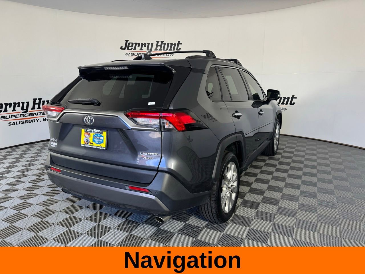 Used 2019 Toyota RAV4 Limited w/ Advanced Technology Package image 7