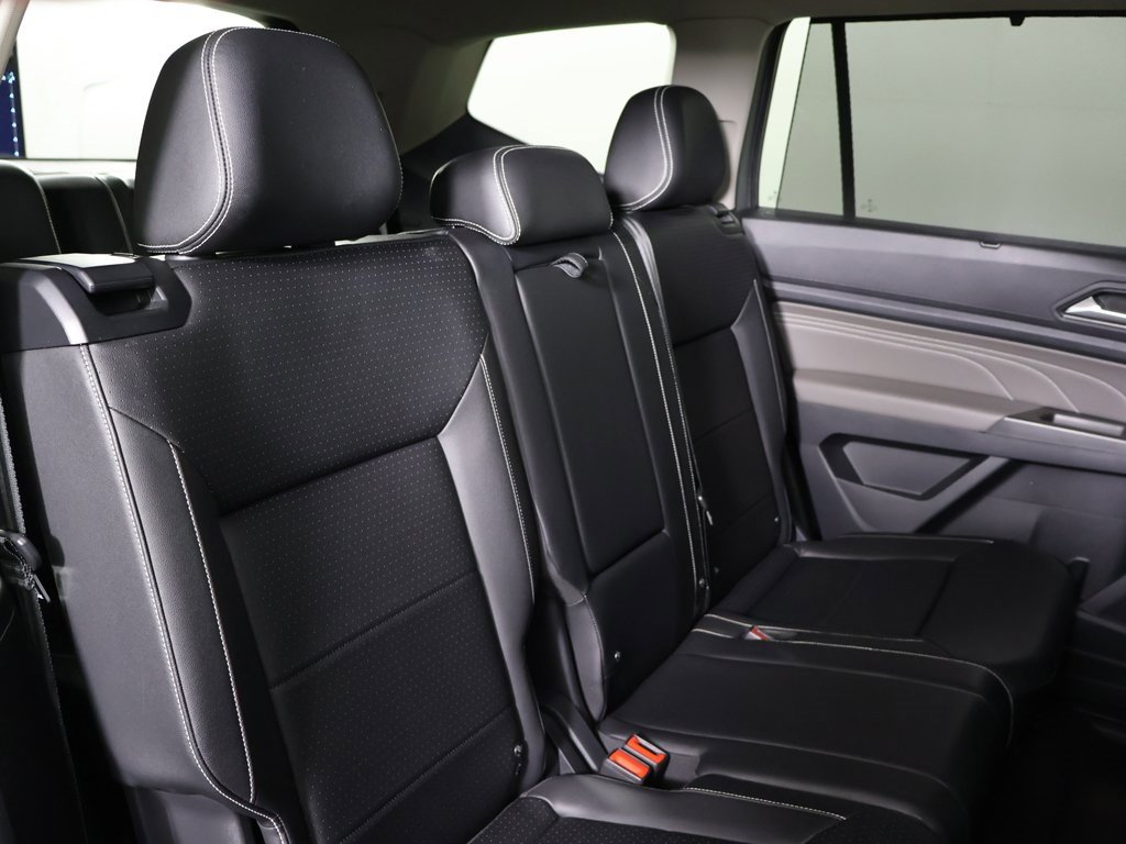 Used 2023 Volkswagen Atlas SE image 31