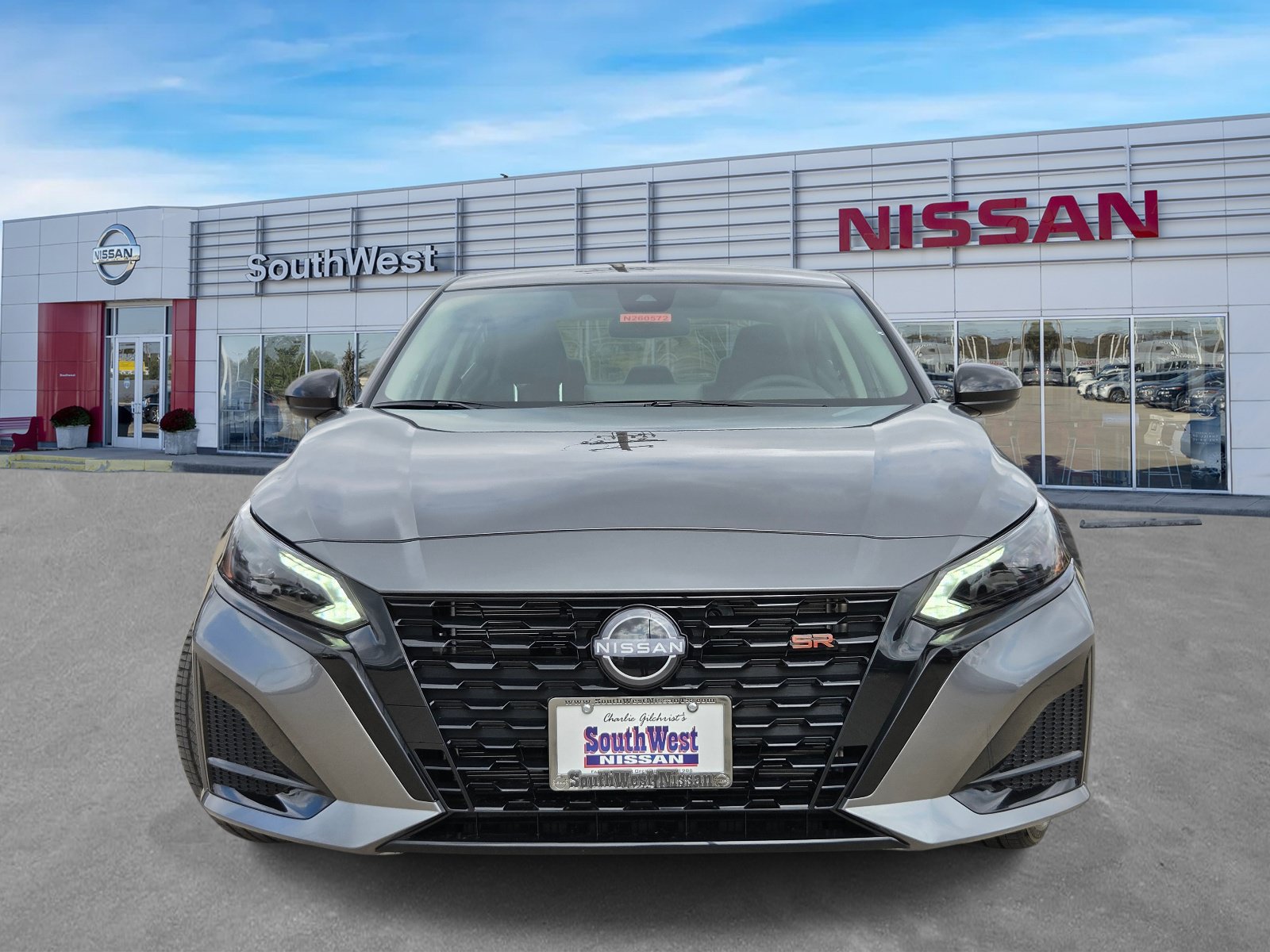 New 2026 Nissan Altima 2.5 SR FWD image 2