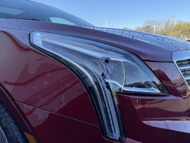 Used 2017 Cadillac XT5 Platinum w/ Driver Assist Package image 10