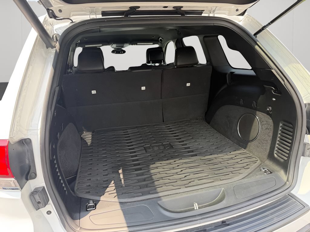 Used 2020 Jeep Grand Cherokee Laredo w/ Quick Order Package 2BN North AWD/4WD image 26