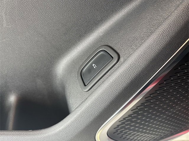 Certified 2024 Chevrolet Traverse RS w/ LPO, Floor Liner Package image 28