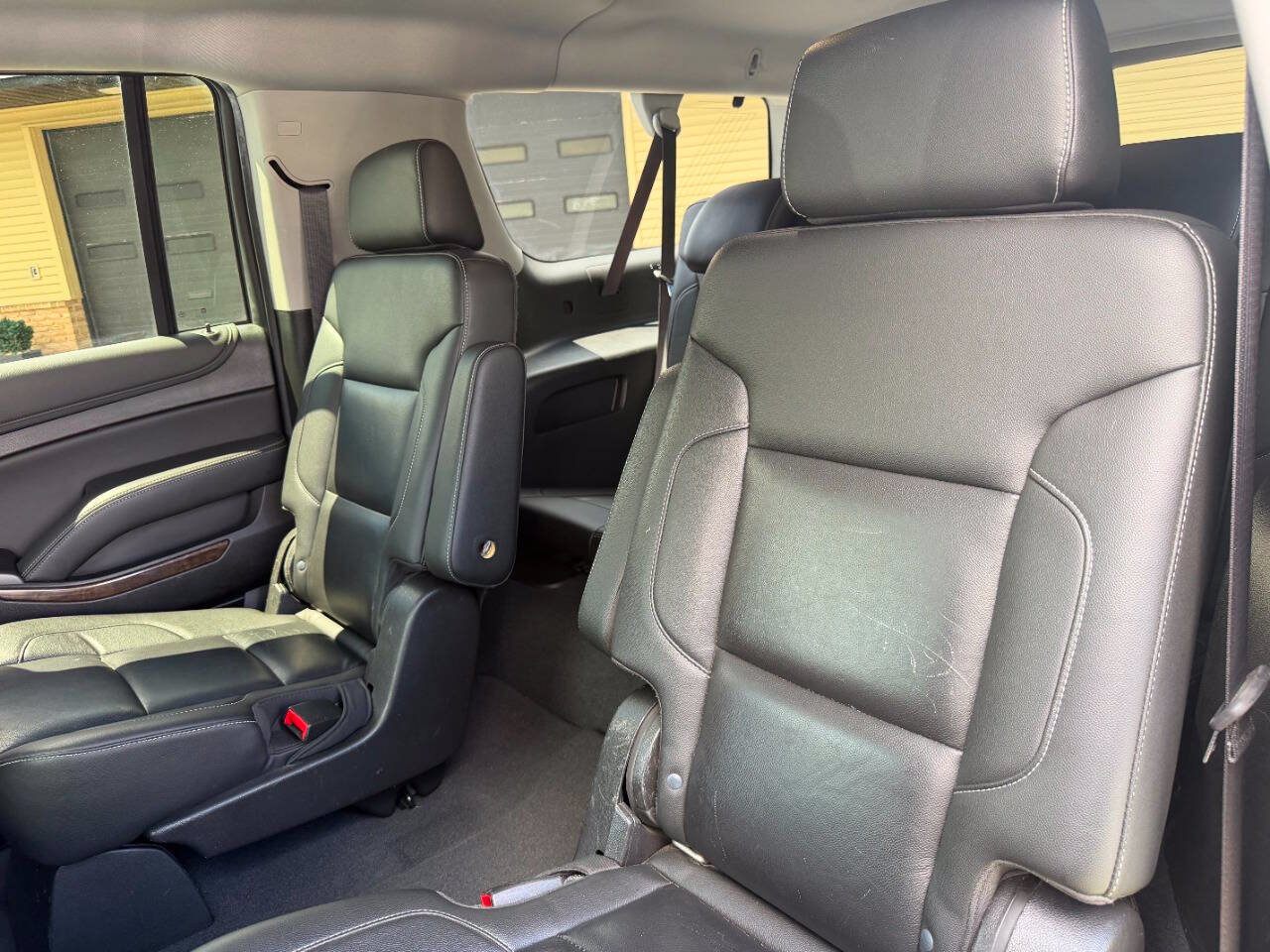 Used 2019 Chevrolet Suburban 3500 LT AWD/4WD image 28