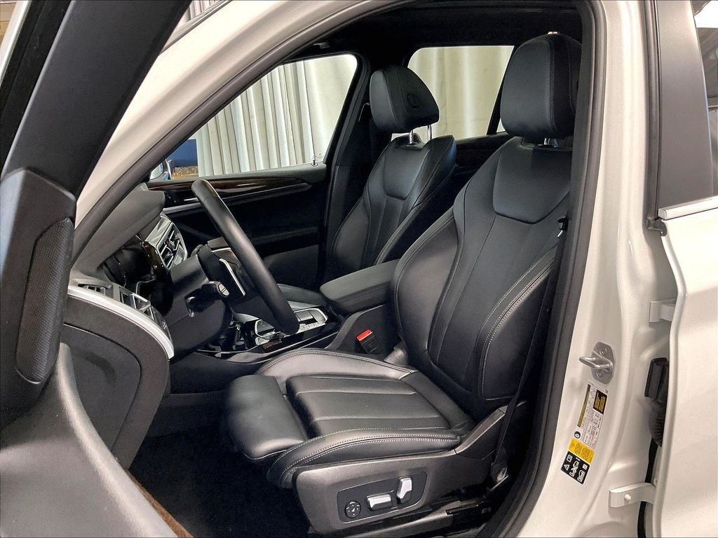 Used 2022 BMW X3 xDrive30i w/ Convenience Package AWD/4WD image 10