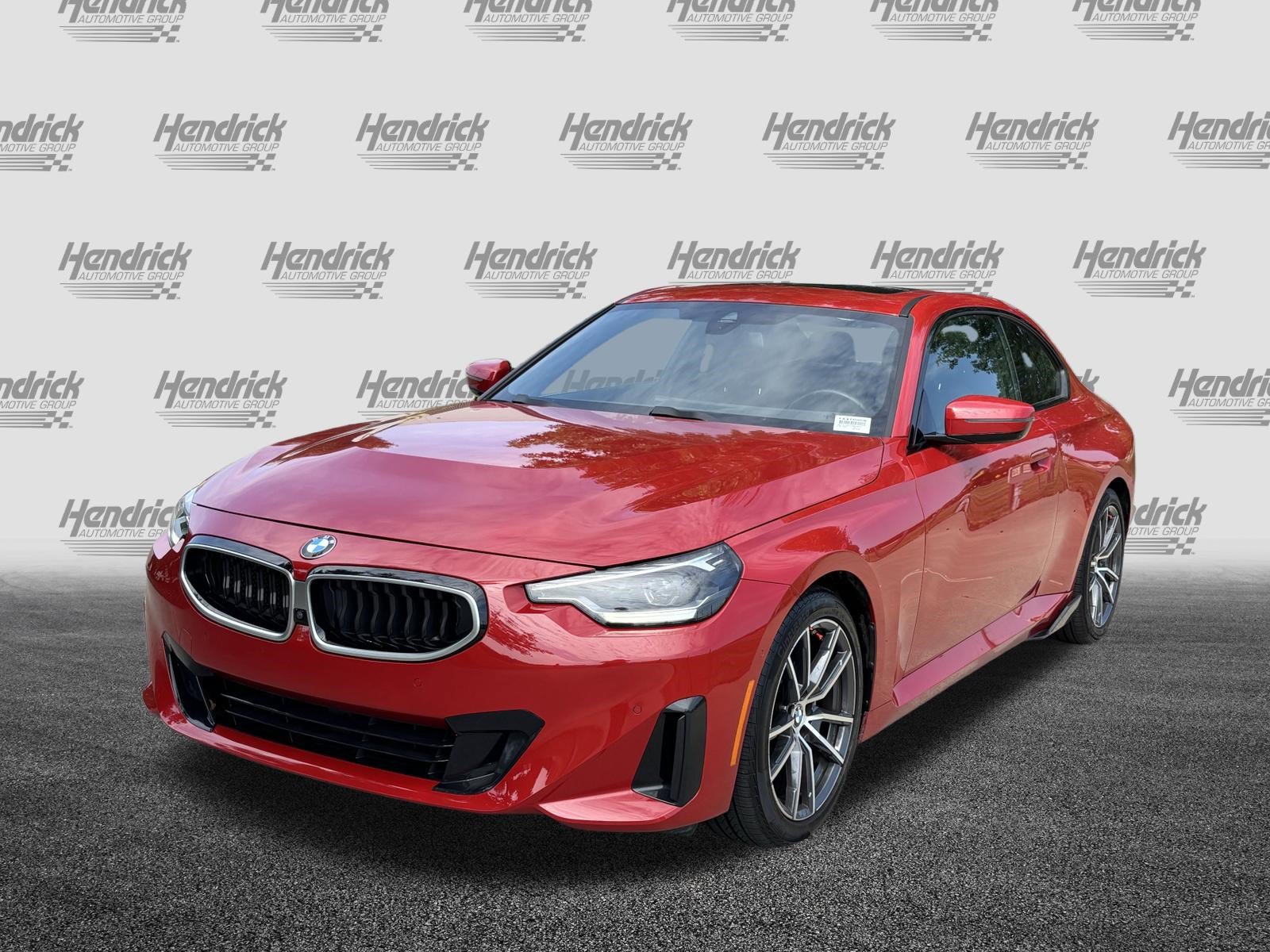 Used 2024 BMW 230i Coupe w/ Convenience Package RWD image 5