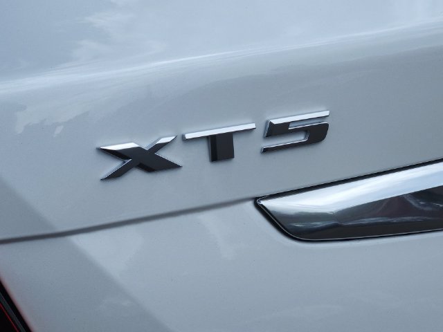 New 2026 Cadillac XT5 Luxury AWD/4WD image 25
