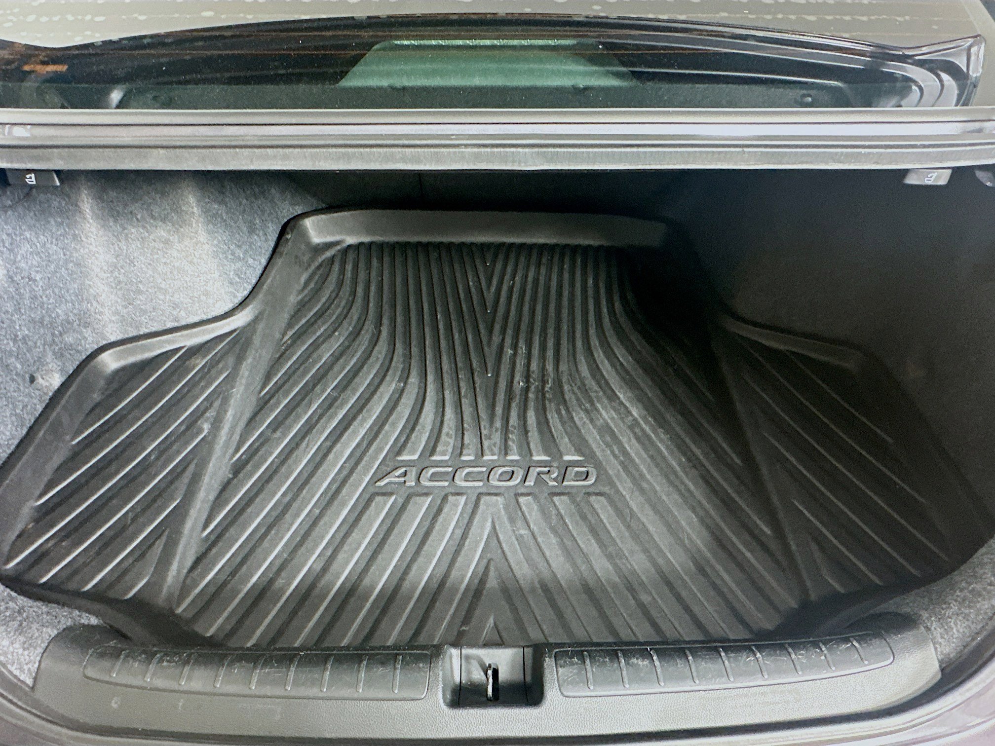 Used 2020 Honda Accord EX-L image 27