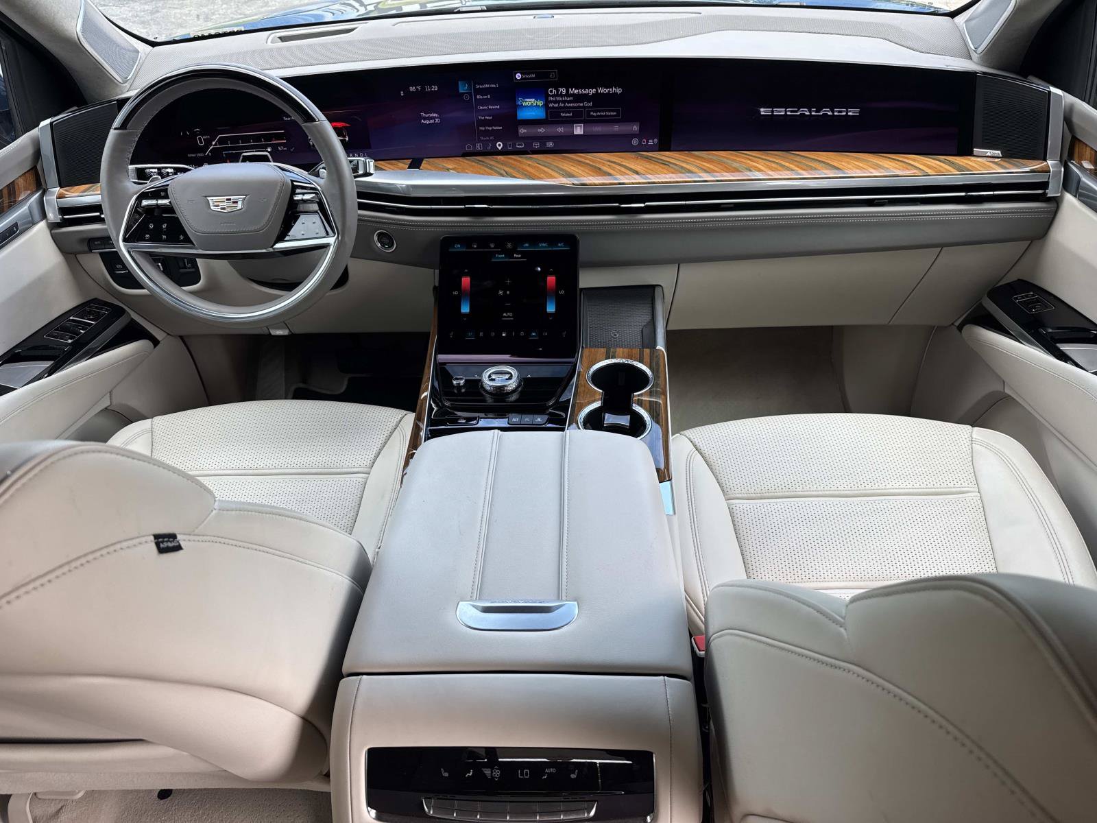Used 2025 Cadillac Escalade Sport Platinum AWD/4WD image 28