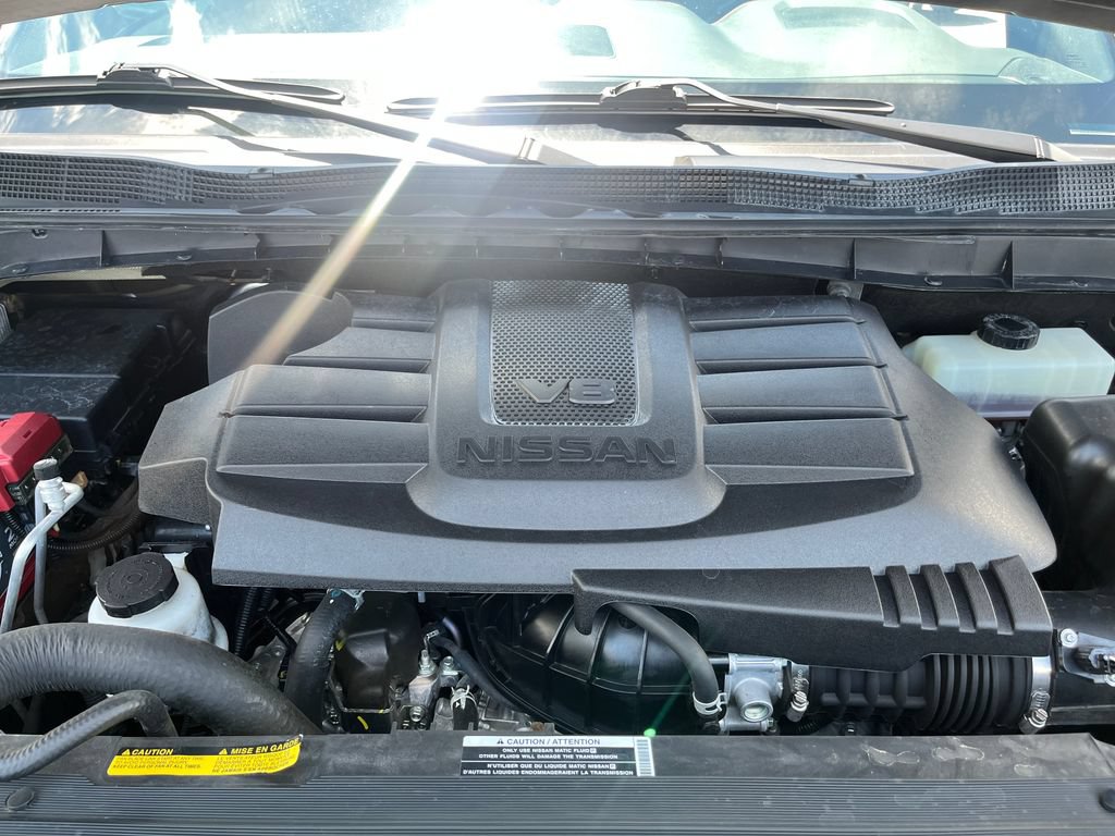 Used 2022 Nissan Titan PRO-4X w/ Pro-4x Convenience Package AWD/4WD image 19