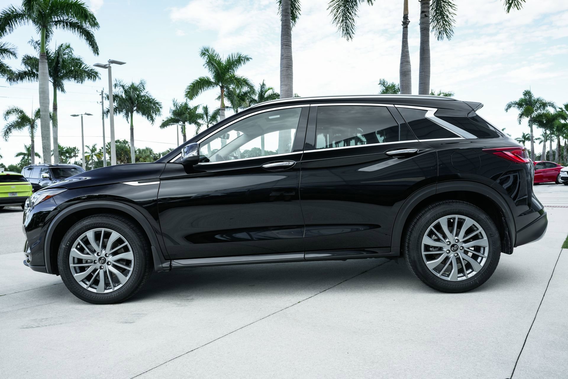 Used 2025 INFINITI QX50 Luxe image 19