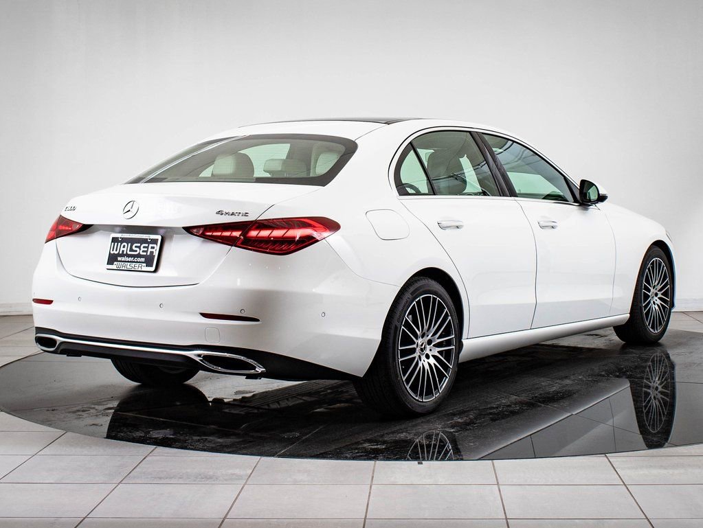 Used 2025 Mercedes-Benz C 300 4MATIC Sedan image 10