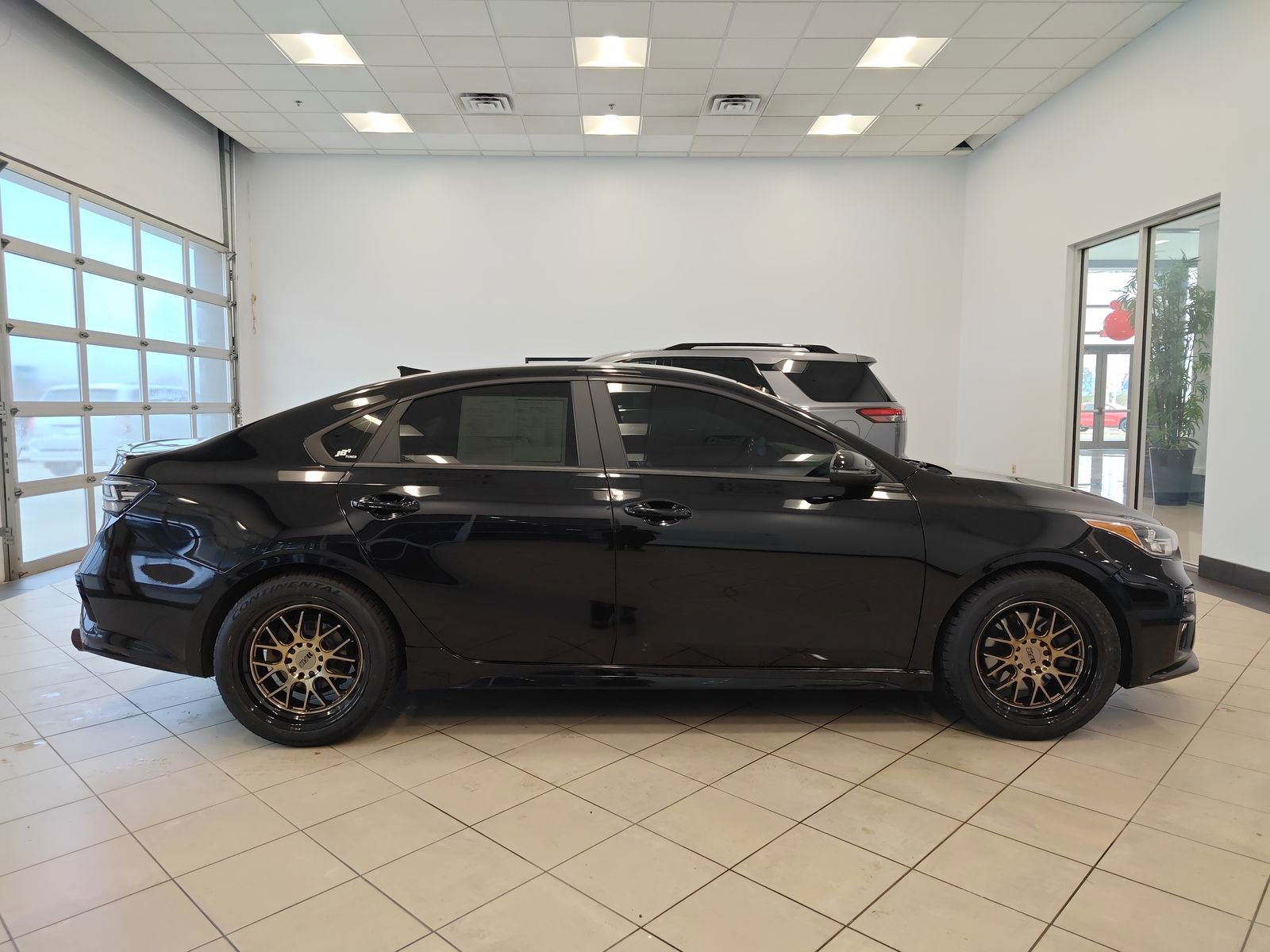 Used 2021 Kia Forte GT image 2